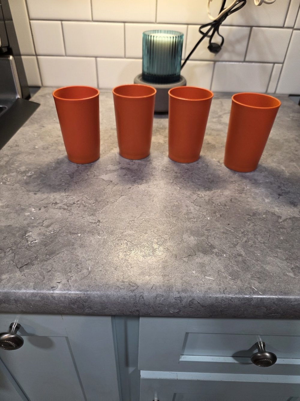 Set Of 4 - 8oz Tupperware Cups